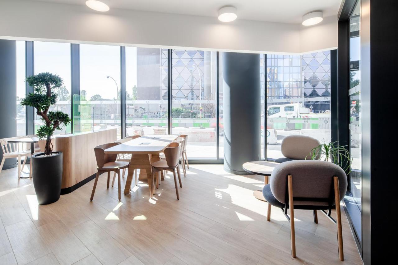 B&B Hotel Paris Porte De Баньоле Екстериор снимка