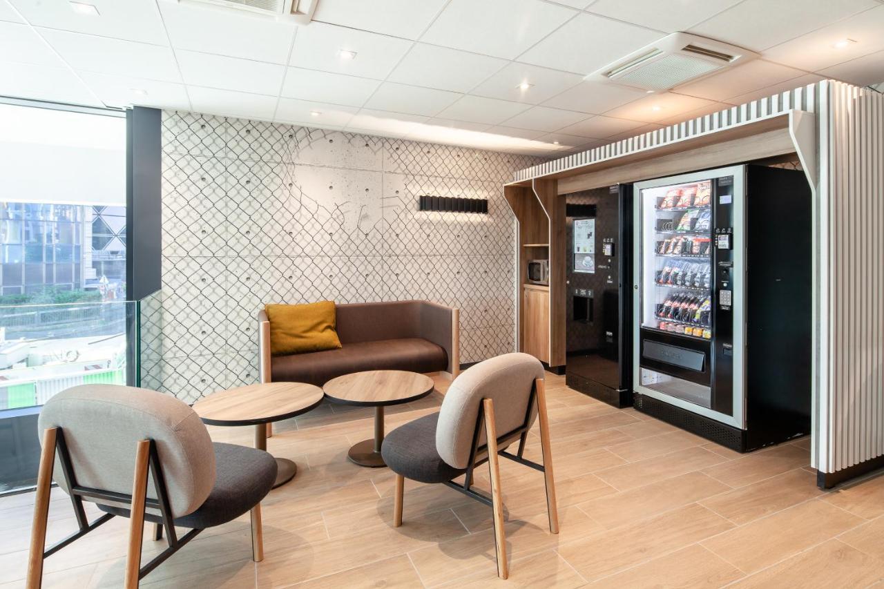 B&B Hotel Paris Porte De Баньоле Екстериор снимка
